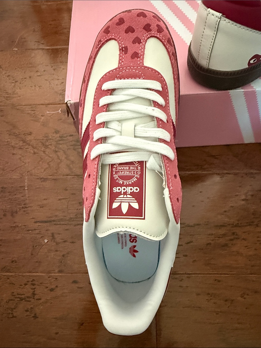 adidas Pink and White Heart-Print Low-Top Sneakers - Picture 7 of 7